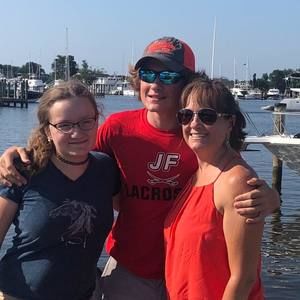 Meet your Posher, Andrea